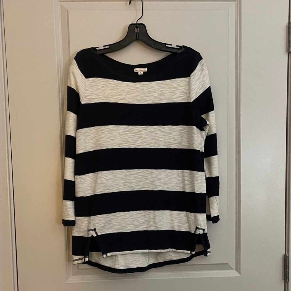 GAP Women's Long Sleeve Rugby Top - Blue and White Stripes
